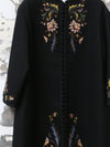 IN TO THE EAST 2025 Autumn/Winter Floral Embroidered Long Coat ITE-E1DGAW063BL22CO-HEI Black